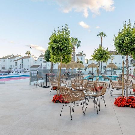 Residencia Deportiva Rozarossa Hotel Estepona Exterior foto