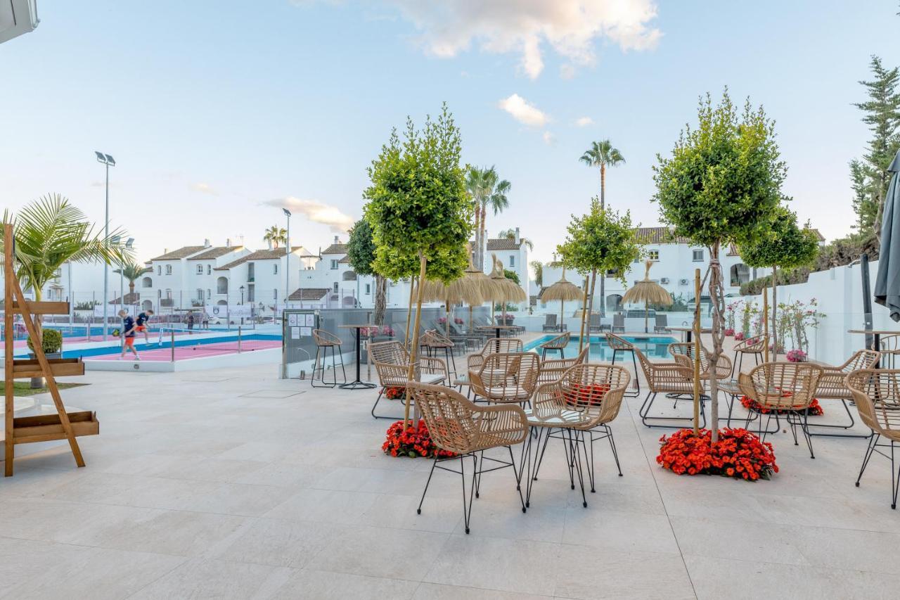 Residencia Deportiva Rozarossa Hotel Estepona Exterior foto